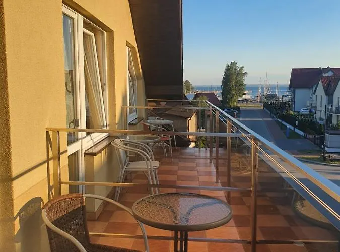 Rejs ゲストハウス ヤスタルニャ