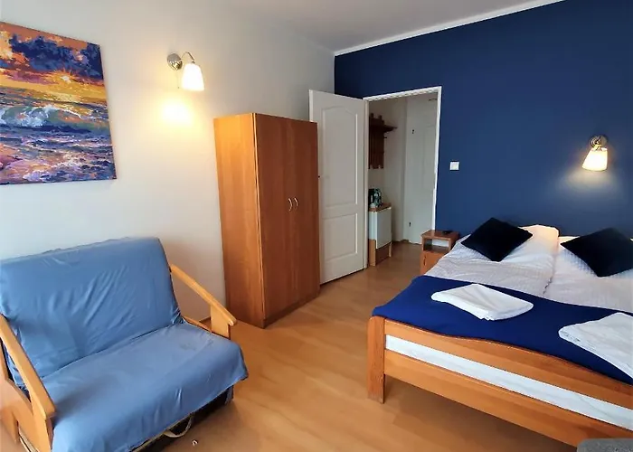 ゲストハウス Rejs